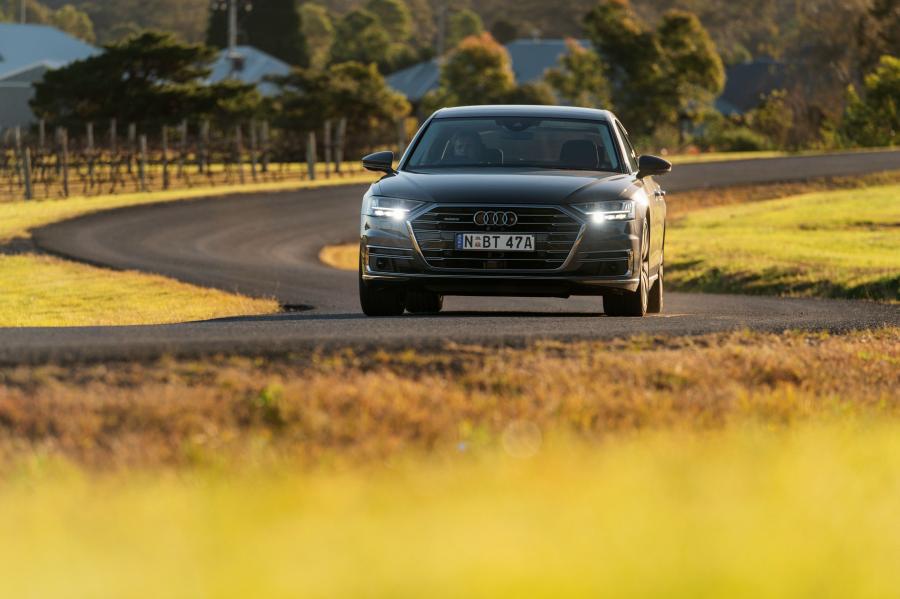  Audi A8 55 TFSI Quattro (D5) 2018 года  (AU) (фото 10 из 20)